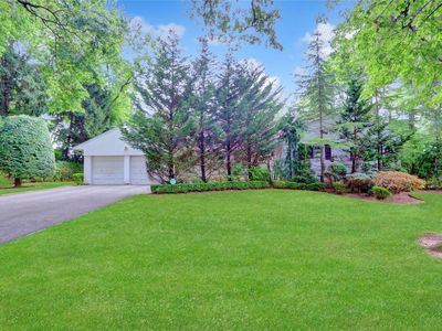 5 Links Drive, Great Neck, NY, 11020