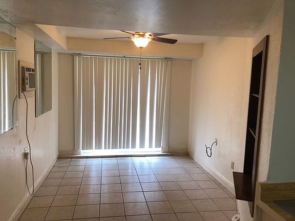 4th image of 922 Dublin St