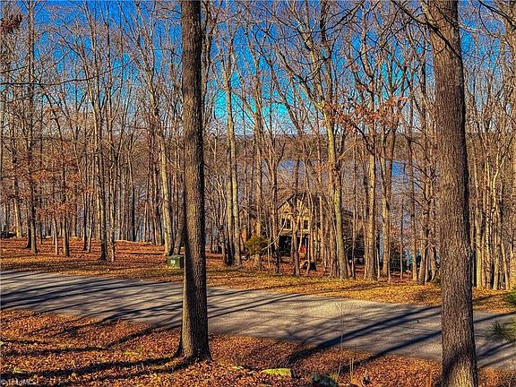 4th image of 2175 Rocky Cove Ln #31