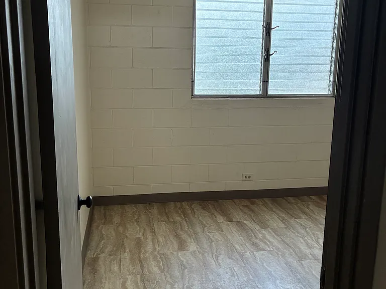 2921 Winam Ave #204 — Photo 11