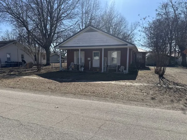 318 Wilkinson St, East Prairie, MO 63845