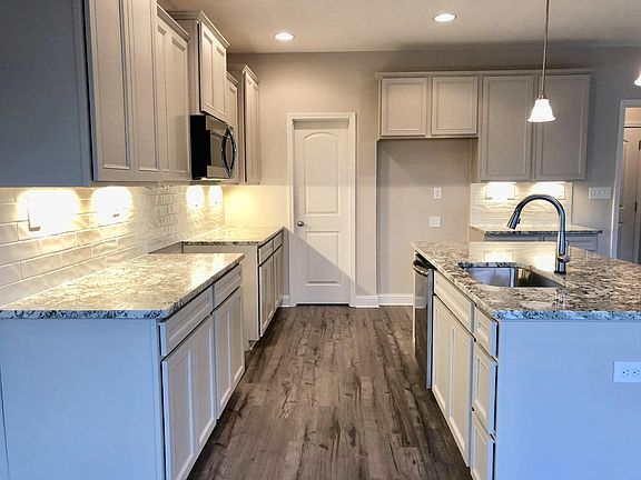 4th image of 8634 Oxford Dr Lot 9