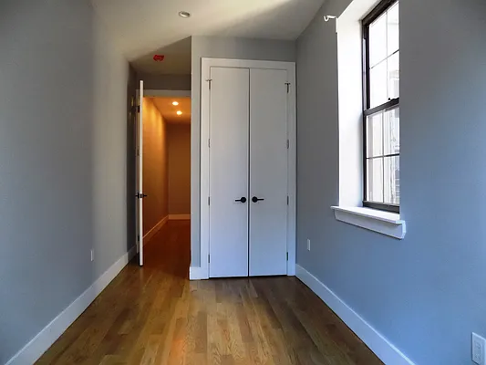 Rented by Blue Egg Realty Corp | media 15