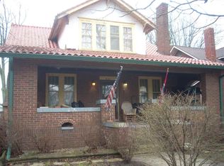 522 N McLean St, Lincoln, IL 62656