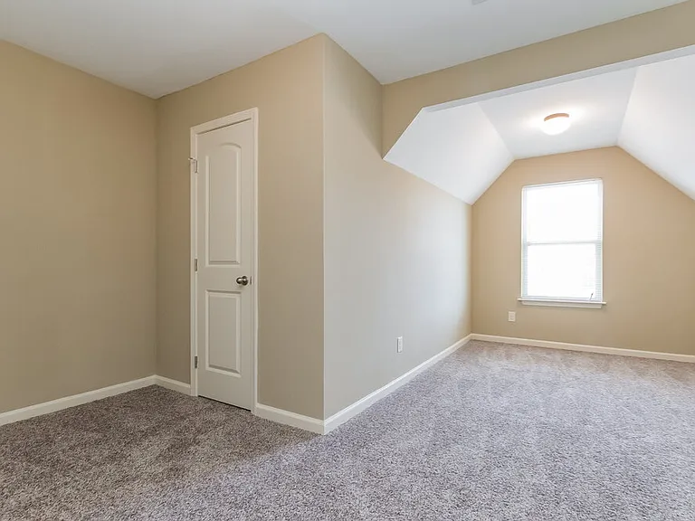 174 Brightondale Blvd — Photo 9
