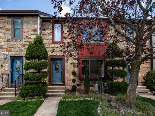 22 Crawford Ct, Hamilton, NJ 08690