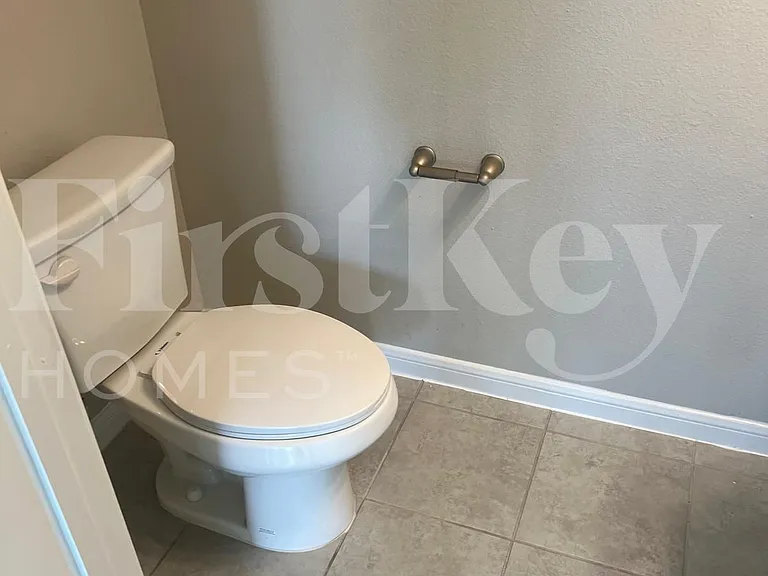3219 Walden Breeze Ct — Photo 9
