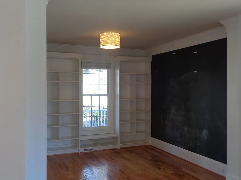 701 McDonald Ave — Photo 13