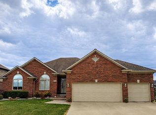 21724 Emanuel Dr, Macomb, MI 48044