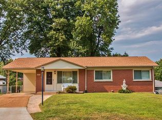 4535 Canoe Dr, Saint Louis, MO