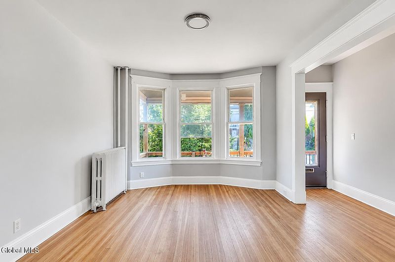 4th image of 345 Second Avenue