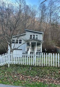 2458 Shelby Dry Frk, Shelbiana, KY, 41562