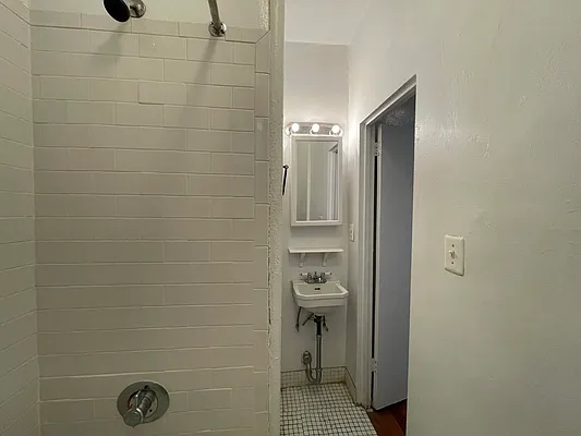 Rented by Judson Realty, LLC. | media 9