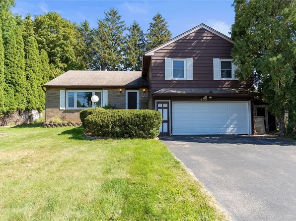 492 Bay View Rd, Rochester, NY 14609