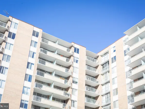 3001 Veazey Ter NW APT 734, Washington, DC 20008