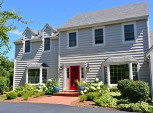 12116 N River Glenn Lane, Mequon, WI 53092