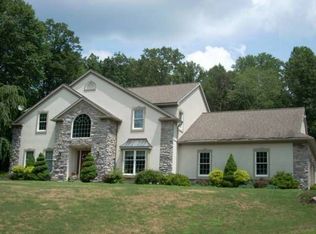 2246 Laurel Ridge Rd, Narvon, PA 17555