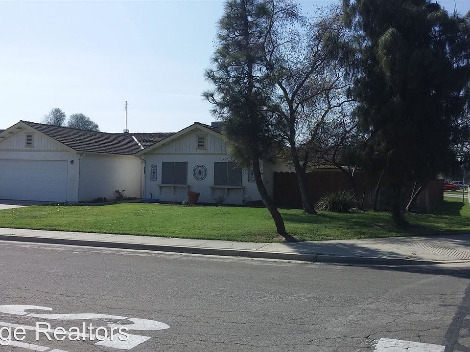 2nd image of 2094 Candlewood Ln