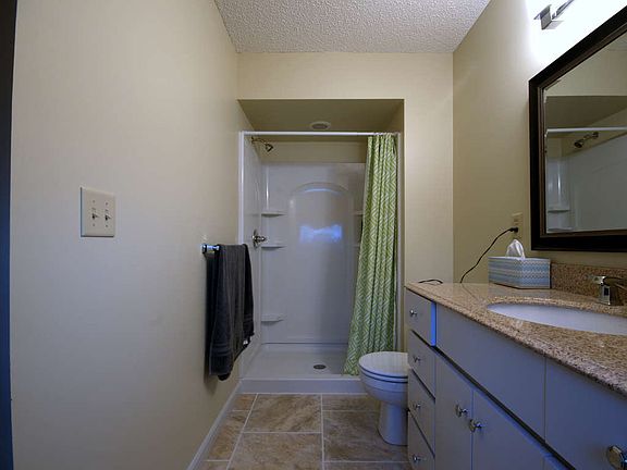 3rd image of 585 Moon Lake Dr NE