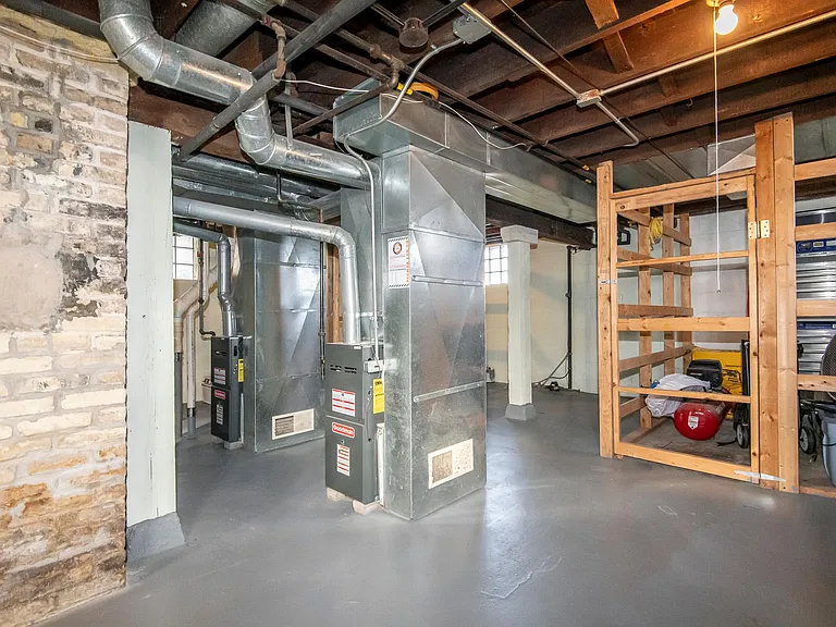 2615 N Wauwatosa Ave #1 — Photo 26