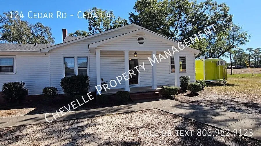 124 Cedar Rd #4