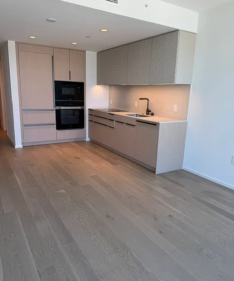333 Ward Ave #3109 — Photo 2