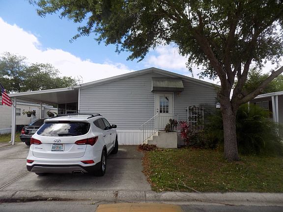 2nd image of 9626 Clubhouse Ln