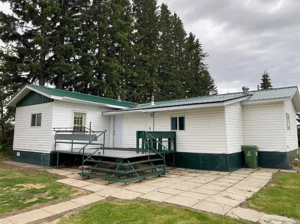 4411 N 62nd St, Rocky Mountain House, AB T4T 1G1
