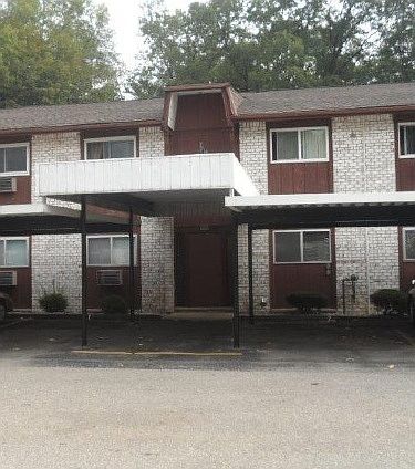 1st image of 7600 Woodview St APT 1