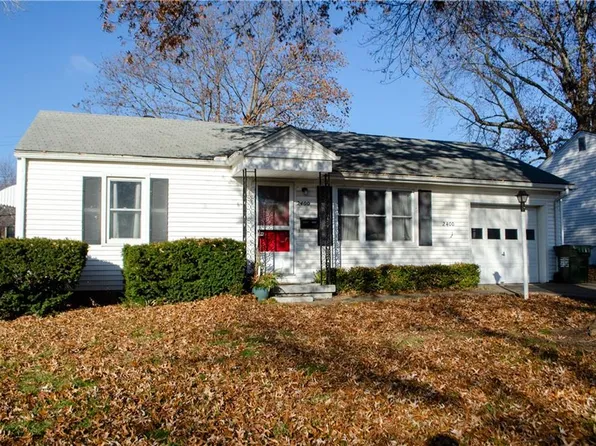 2400 NE 60th St, Kansas City, MO 64118