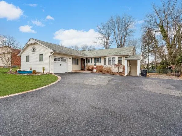 63 Cedar Road, East Northport, NY 11731