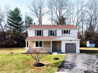 17 Thornhurst Ct, Olney, MD 20832