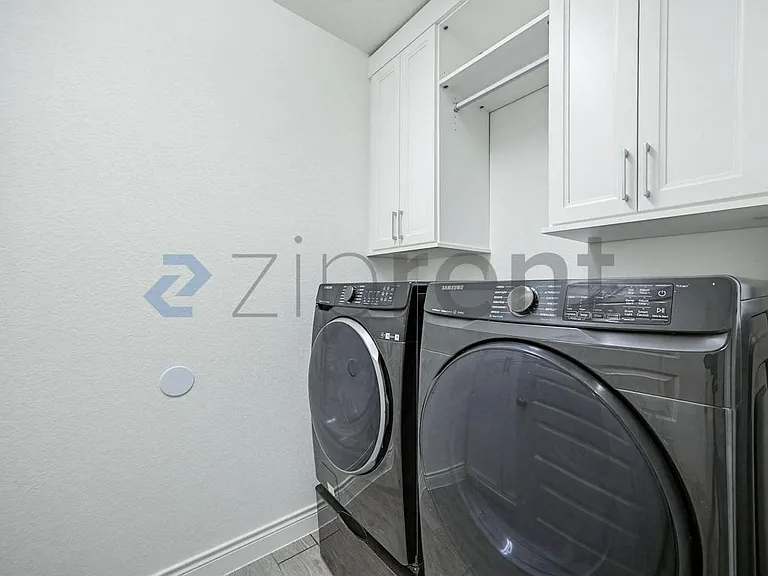 28414 Shailene Dr — Photo 34