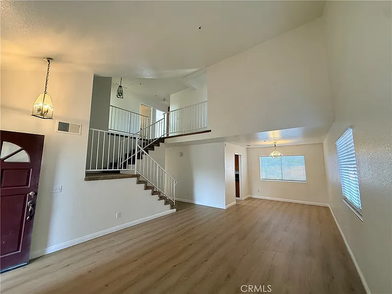 6690 Acacia Ct — Photo 3