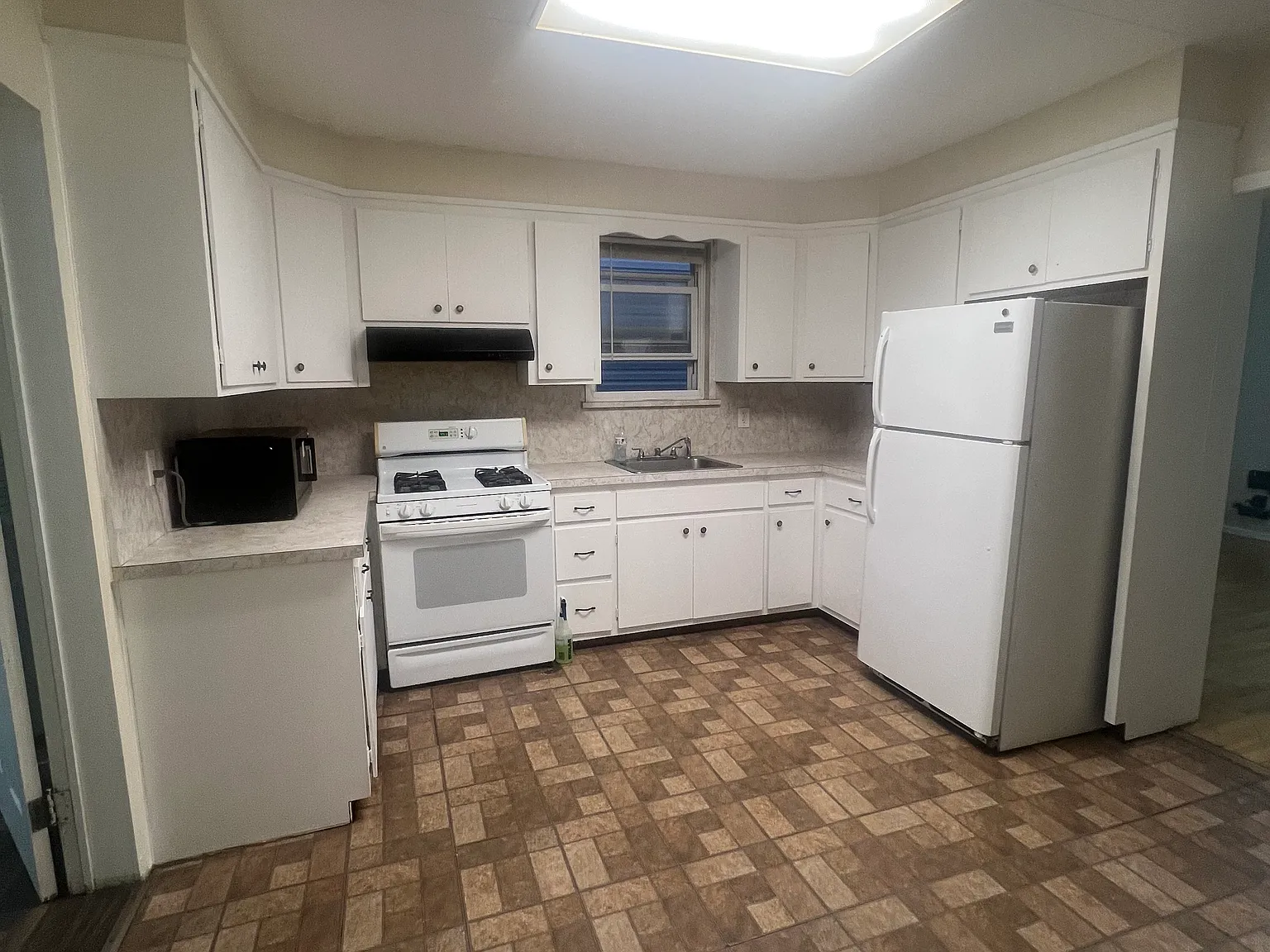 123 Collard St — Photo 1