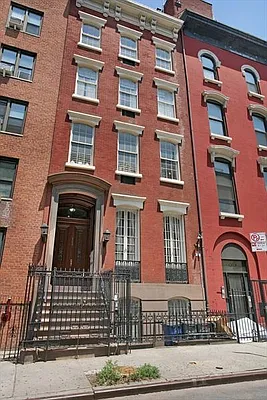 Rented by Douglas Elliman | media 14