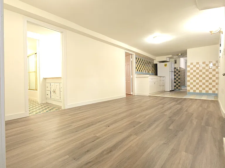 4241 S Kenyon St #B — Photo 17