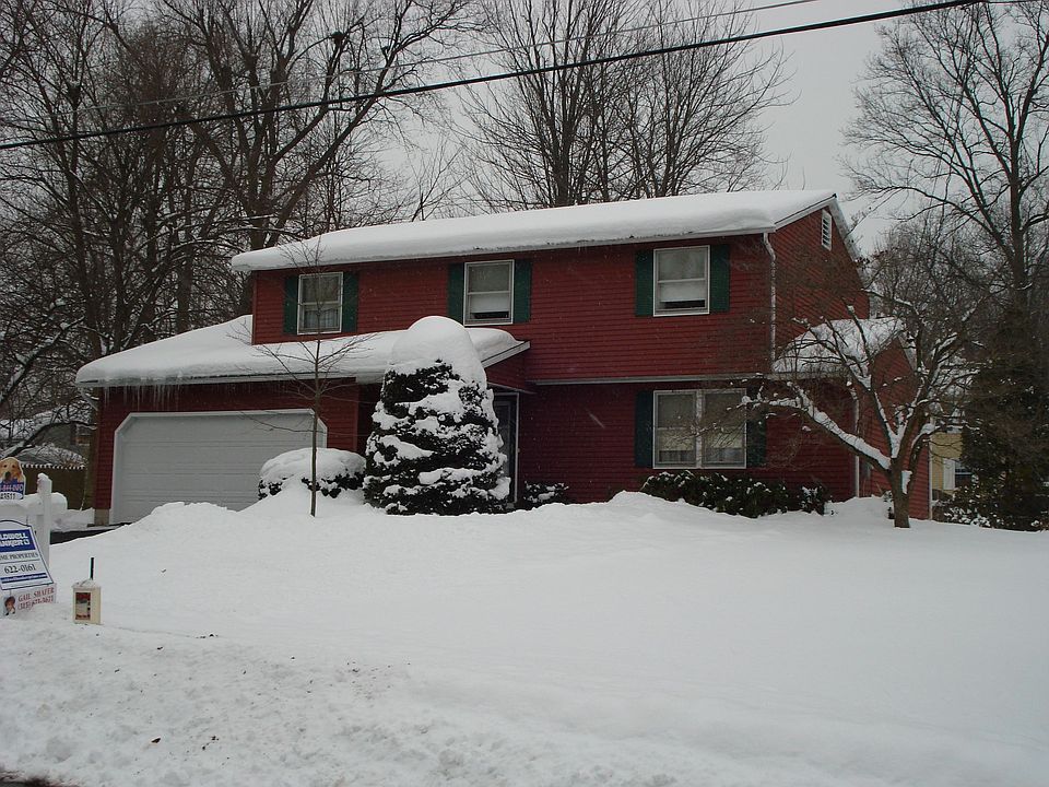 1st image of 51 Edgewood Dr