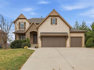 24004 W 124th St, Olathe, KS 66061