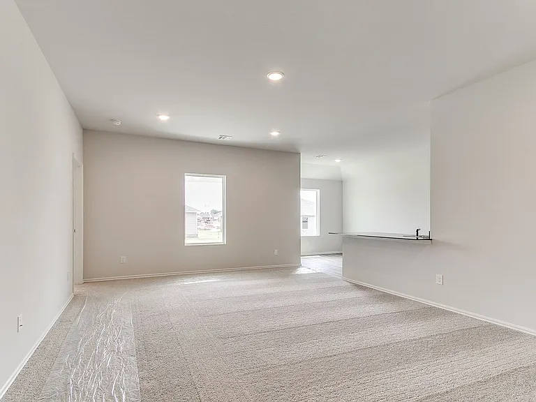 928 S Bear Ln — Photo 3