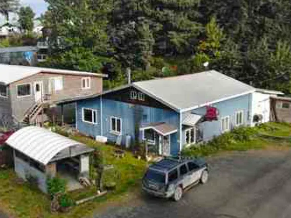346 Illiamna St, Seldovia, AK 99663