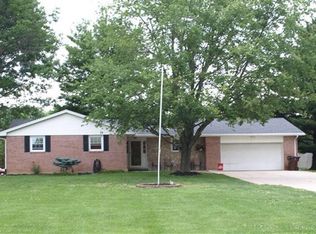 415 Old Stage Rd, Waynesville, OH 45068