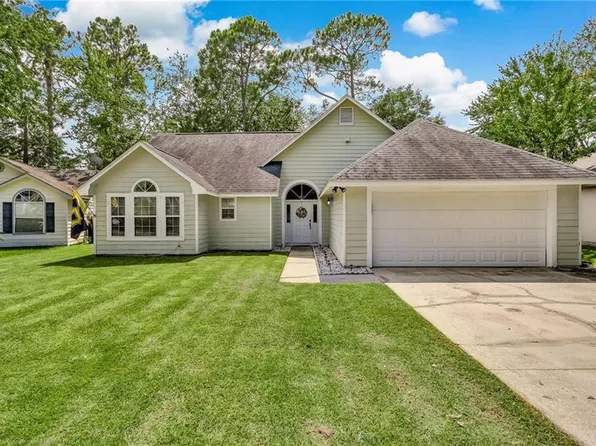 105 Clinton Ct, Saint Marys, GA 31558
