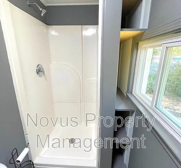 107 Parson St #B — Photo 16