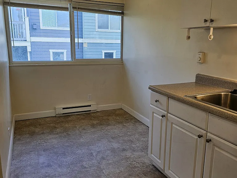 1540 12th Ave S #4 — Photo 6