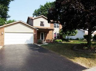 2611 Marla Ln, Maumee, OH 43537