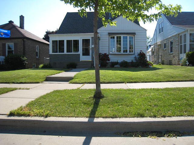 1st image of 1731 S 53rd St