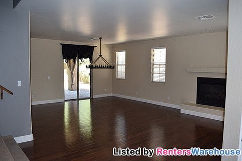 4th image of 22624 N 39th Ter