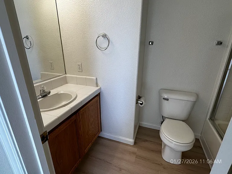 106 Tyson Ct — Photo 7