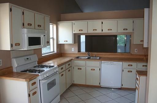 2nd image of 2553 Ginger Mill Blvd